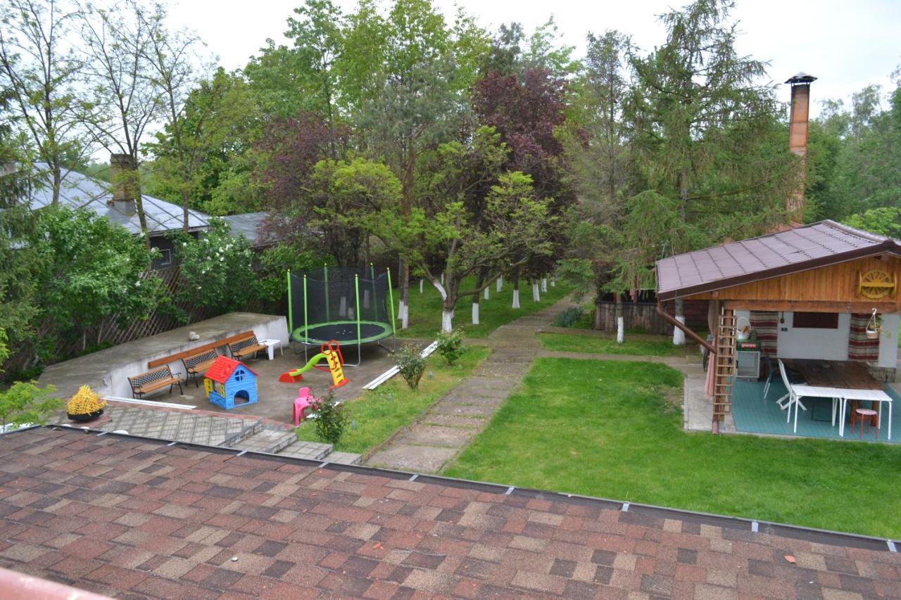Villa Siret Sendreni Exterior photo